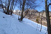 18 con vista sui contrafforti rocciosi del Venturosa